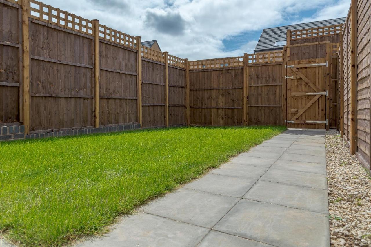 Вілла Pass The Keys Cheerful 4 Bed Central Townhouse Garden & Parking Бірмінгем Екстер'єр фото